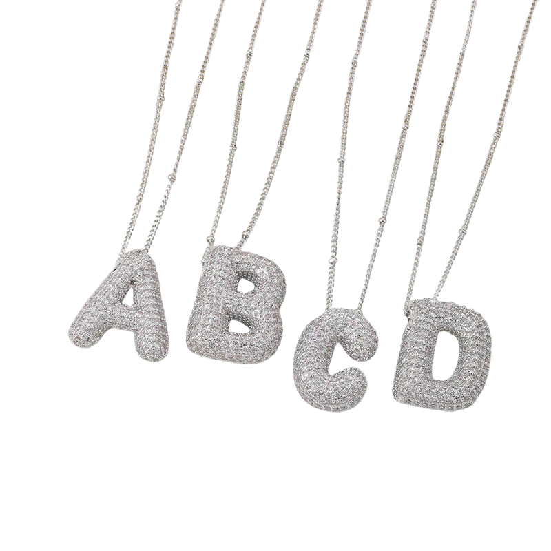Collier avec Lettres Suspendues
